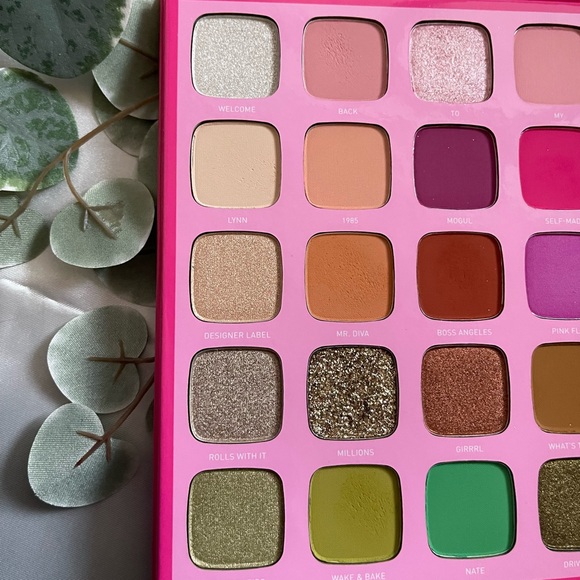 Morphe X Jeffrey Star eyeshadow palette - Picture 3 of 5